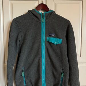 Patagonia Grey and Turquoise Fleece Jacket